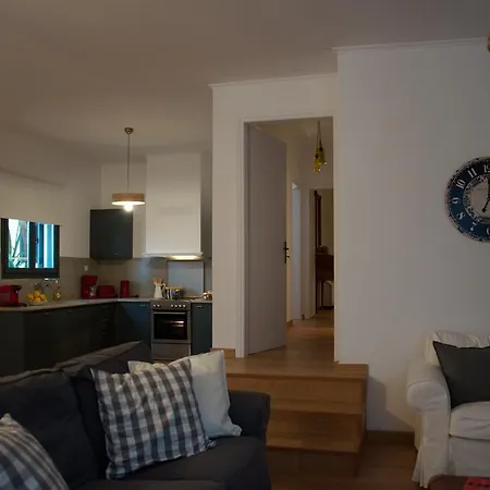Okyrroi Luxury בית נופש