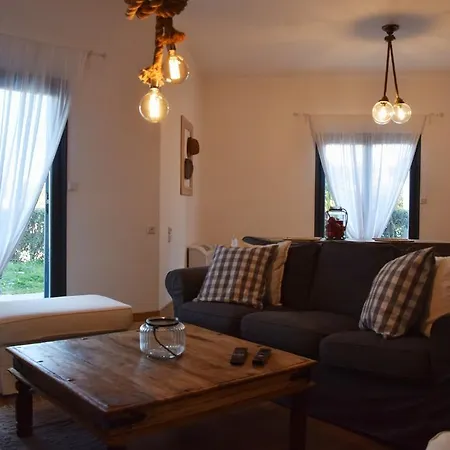 בית נופש Okyrroi Luxury קסילוקסטרו