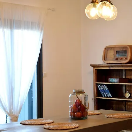 Okyrroi Luxury בית נופש *